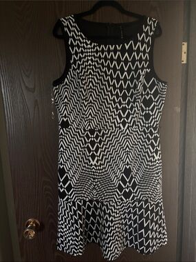 Sleeveless Black & White Geometric Mini Dress
